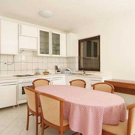 Villa Пучишча Экстерьер фото
